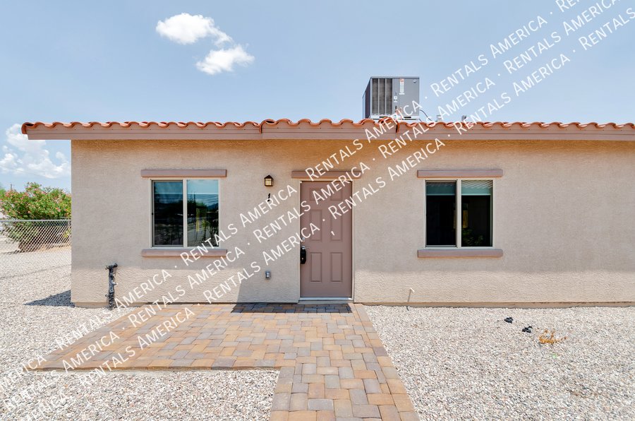 Beautiful Brand New 3bdrm 2 bath! property image