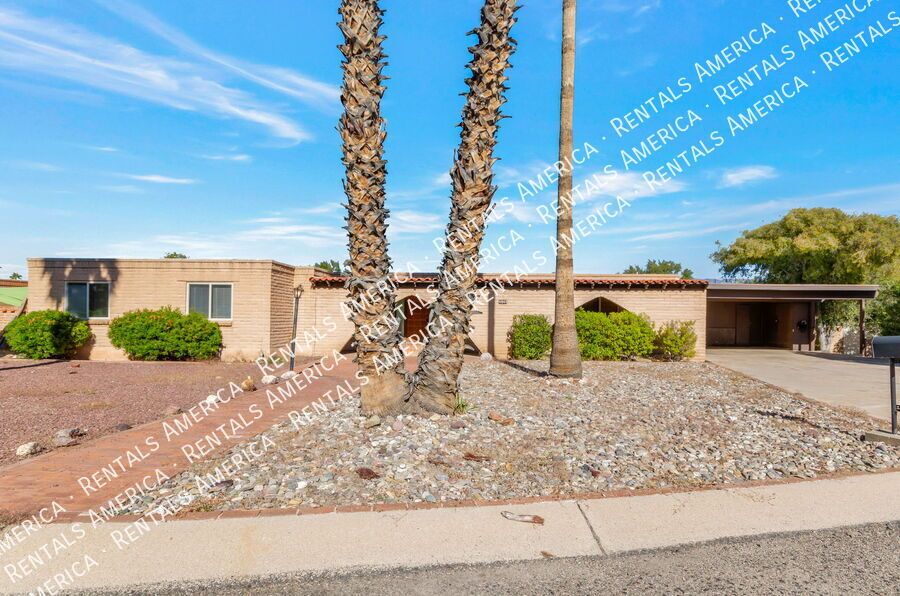 4-bed/2-bath home with private pool! property image