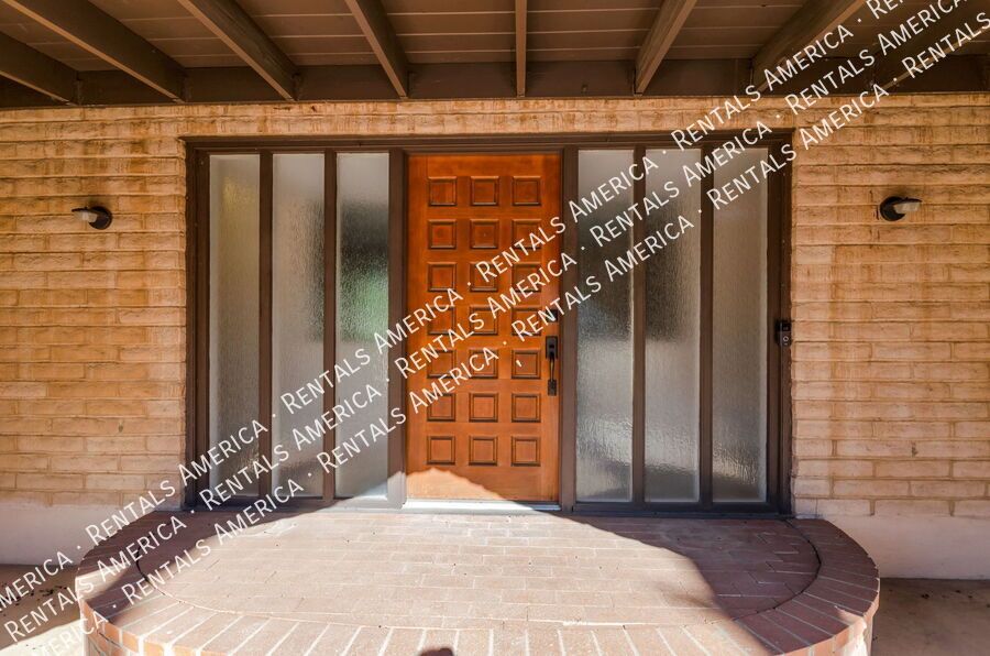 4-bed/2-bath home with private pool! property image