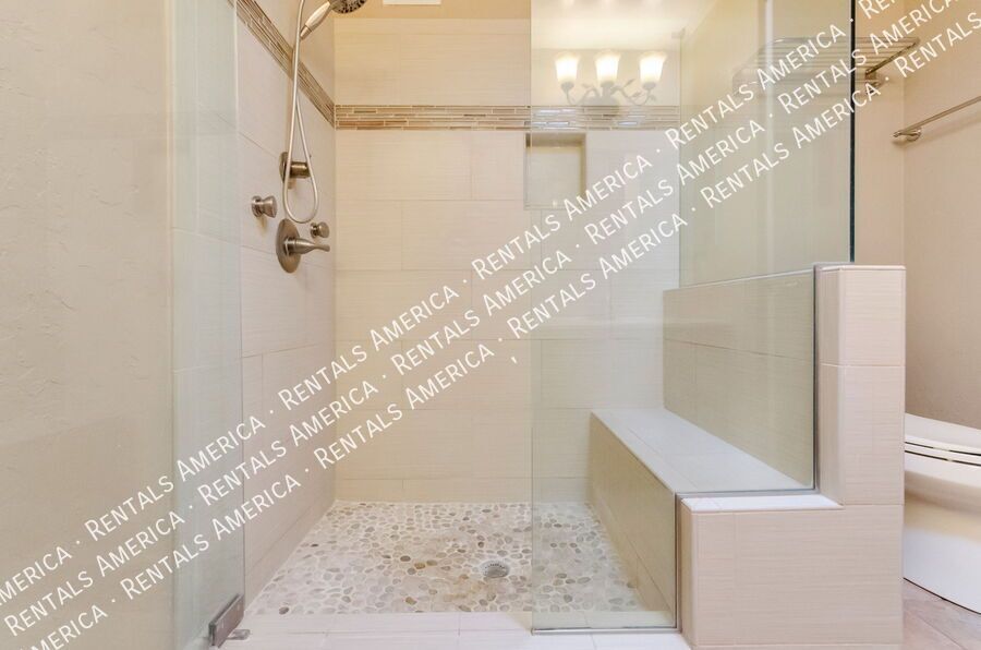 4-bed/2-bath home with private pool! property image