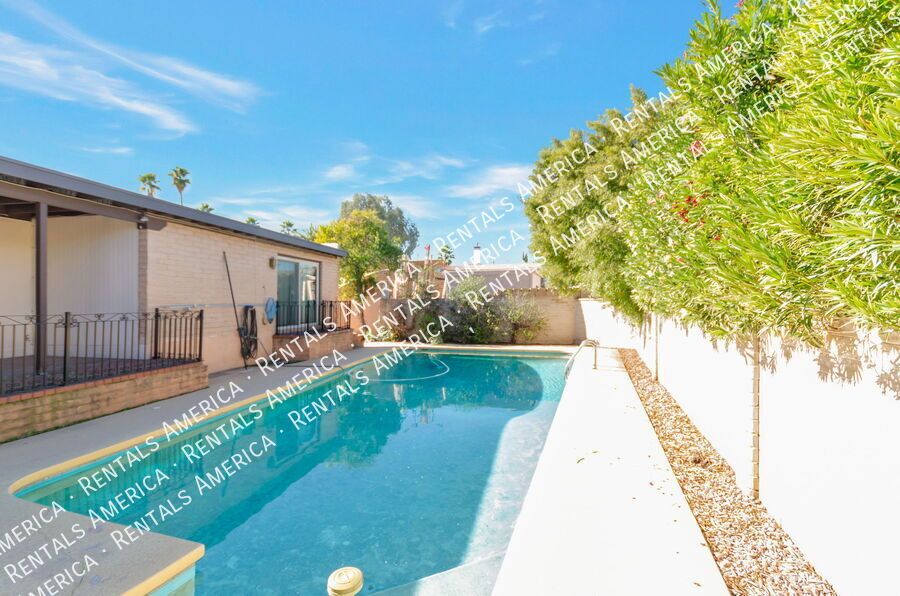 4-bed/2-bath home with private pool! property image