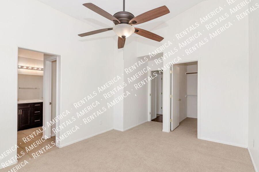 4 Bedroom 2 Bath -Home on Corner Lot property image