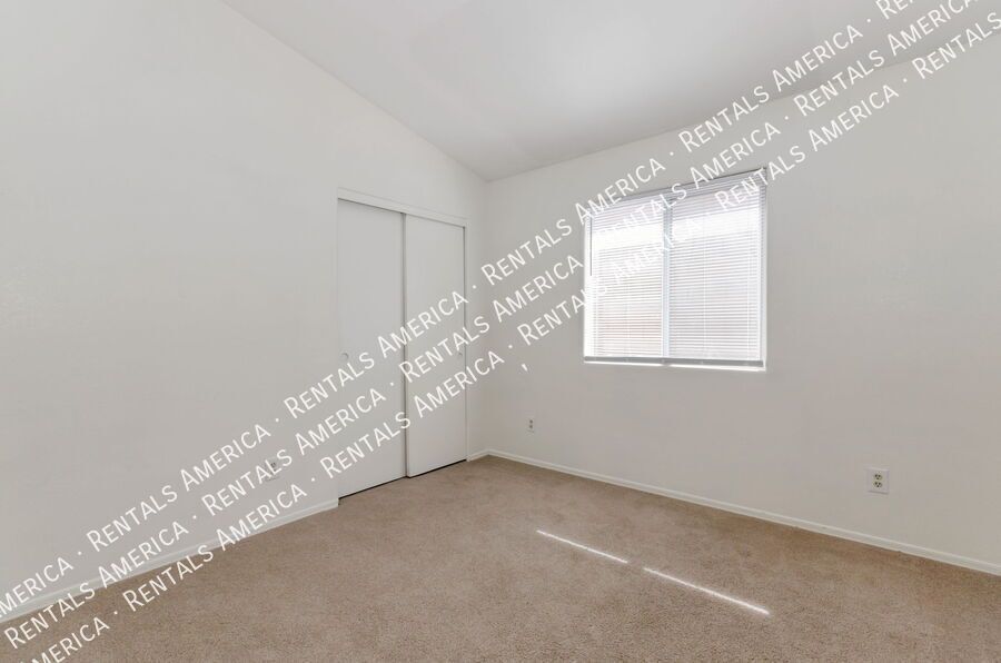 4 Bedroom 2 Bath -Home on Corner Lot property image