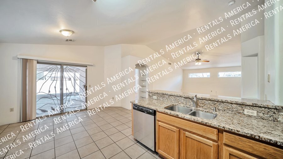 4 bedroom,2 bath home fantastic location property image