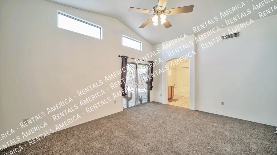 4 bedroom,2 bath home fantastic location property image