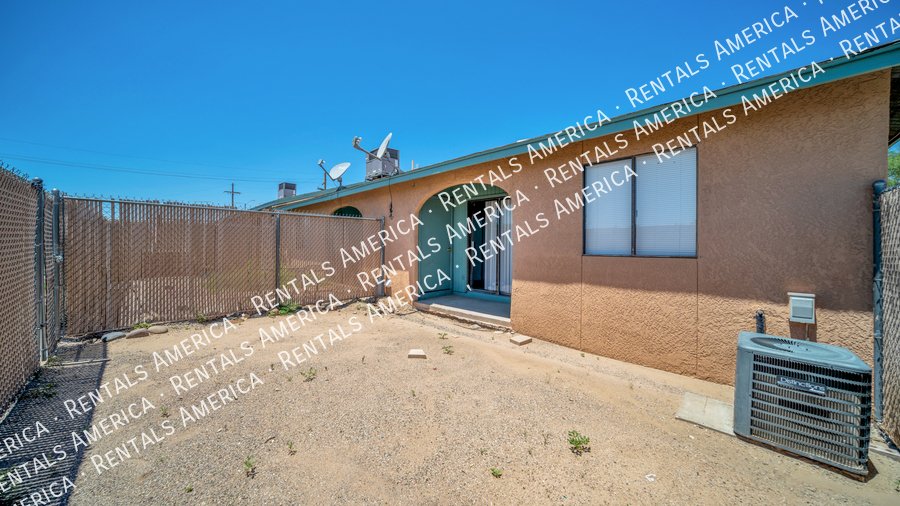 1st Month Free MOVE-IN READY 2BR HOME property image