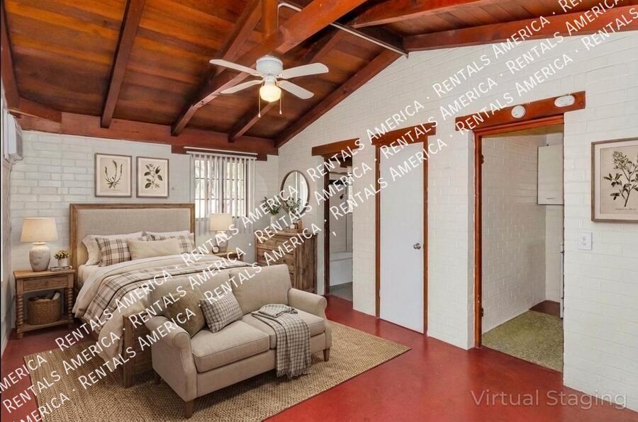 Studio -Single-Story with Concrete Floors property image