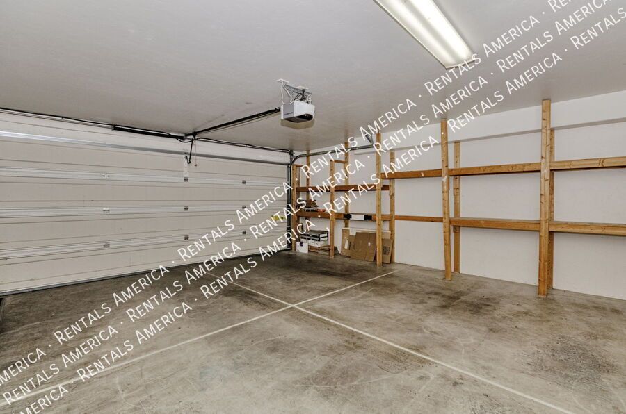 This southwestern modern home is ready for you! property image