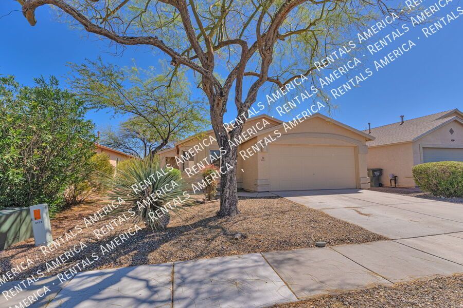 Charming 4 Bedroom 2 Bath Home in Rita Ranch property image