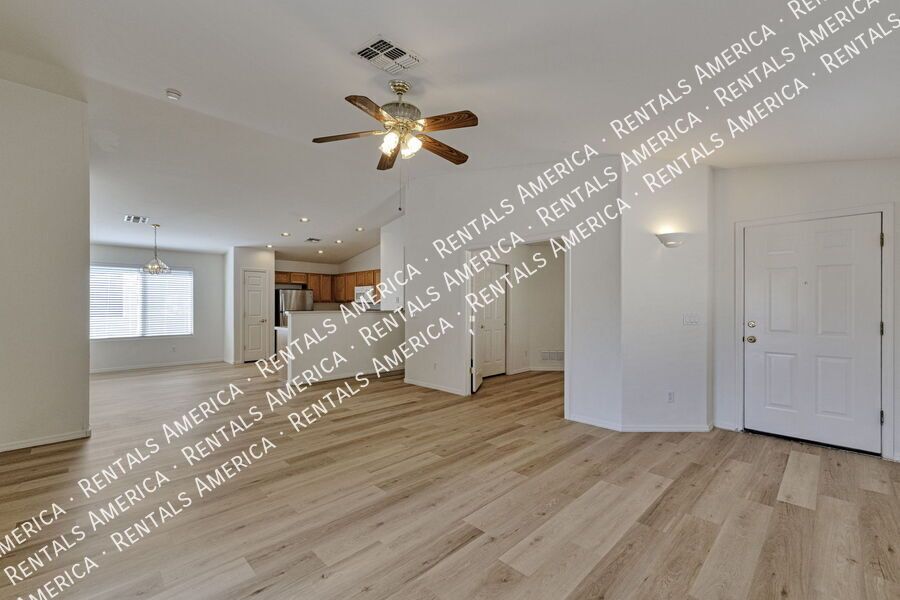 Charming 4 Bedroom 2 Bath Home in Rita Ranch property image