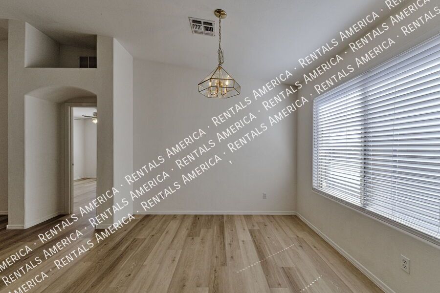 Charming 4 Bedroom 2 Bath Home in Rita Ranch property image