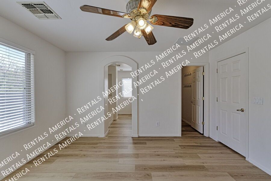 Charming 4 Bedroom 2 Bath Home in Rita Ranch property image