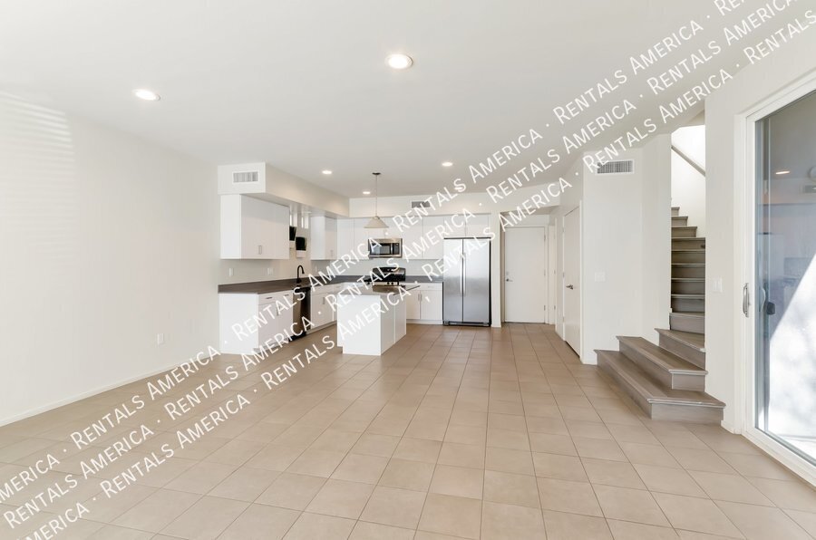 Modern home near University, Banner property image