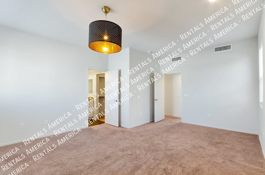 Modern home near University, Banner property image