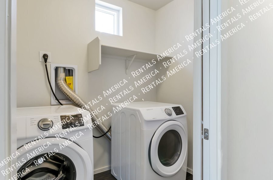 Modern home near University, Banner property image