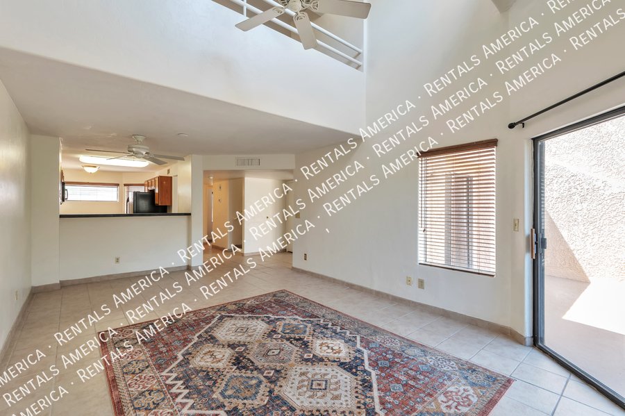 Great Location, Swan & Sunrise! property image