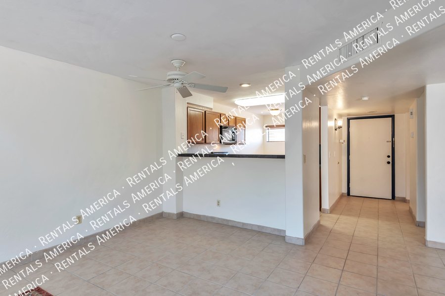 Great Location, Swan & Sunrise! property image