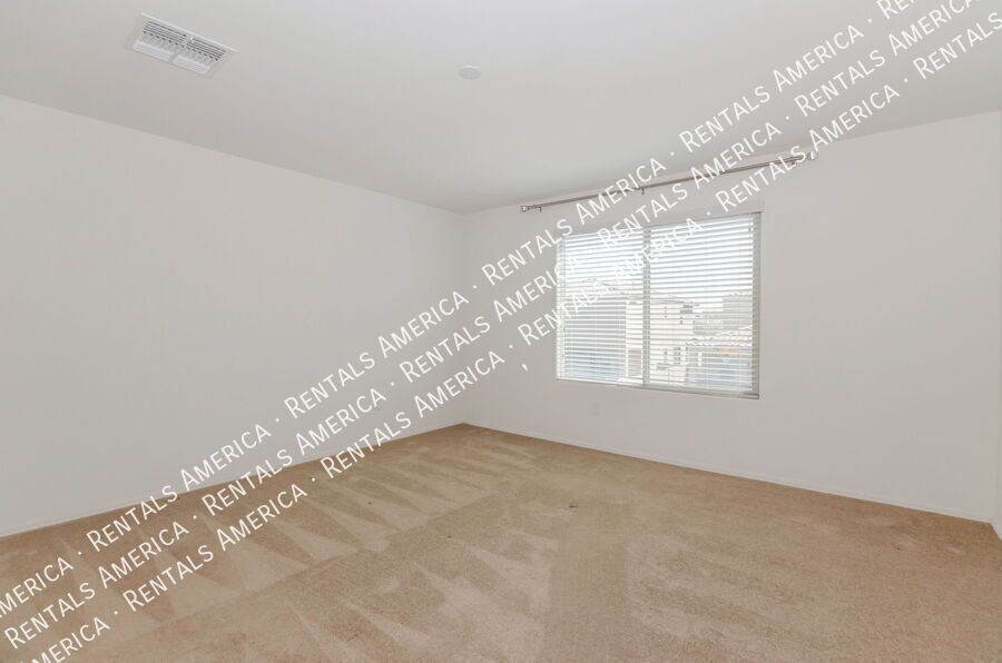 3/3 Home with  Washer/Dryer AND Community Pool & Vail School District property image