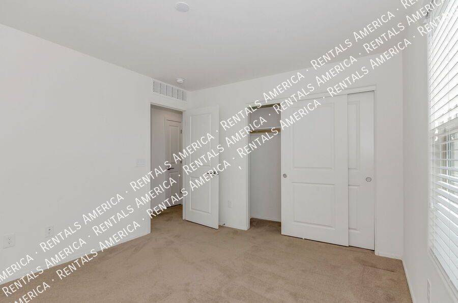 3/3 Home with  Washer/Dryer AND Community Pool & Vail School District property image