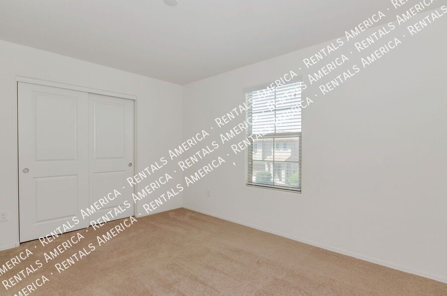 3/3 Home with  Washer/Dryer AND Community Pool & Vail School District property image