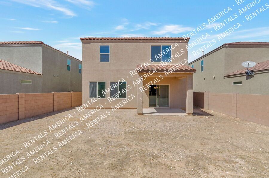 3/3 Home with  Washer/Dryer AND Community Pool & Vail School District property image