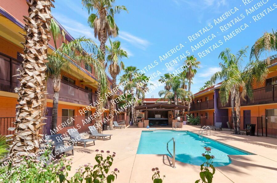 Remodeled 2 Bdrm by UofA! property image