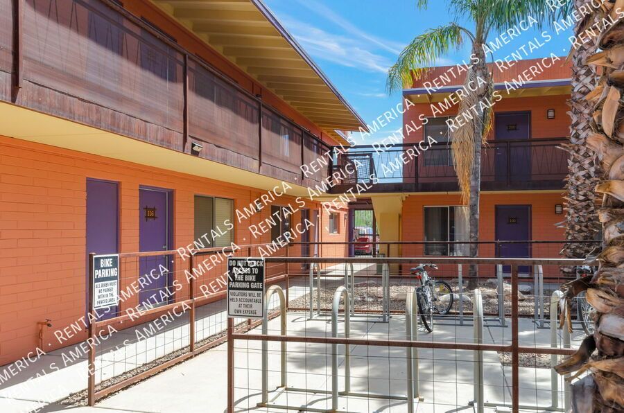 Remodeled 2 Bdrm by UofA! property image