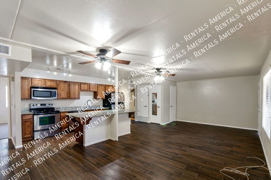 Remodeled 2 Bdrm by UofA! property image