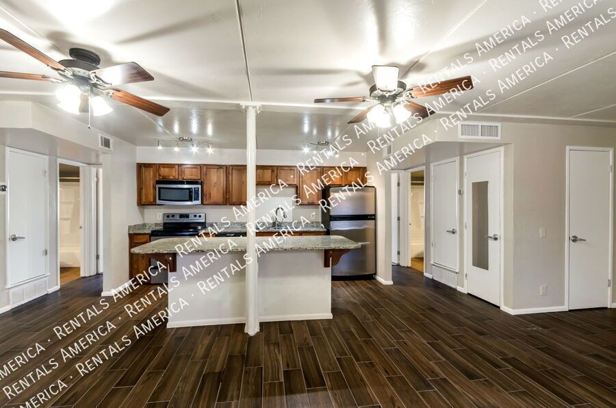 Remodeled 2 Bdrm by UofA! property image