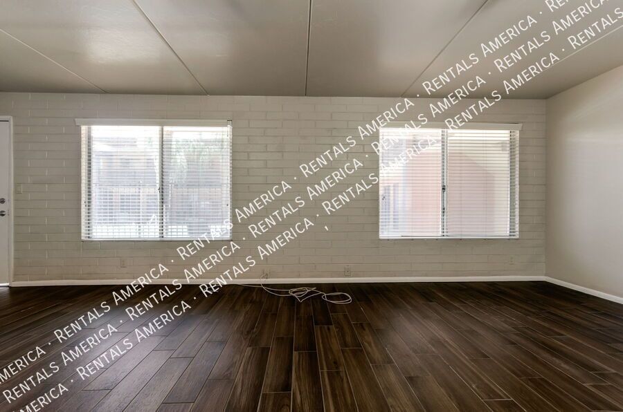 Remodeled 2 Bdrm by UofA! property image