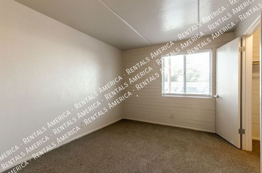 Remodeled 2 Bdrm by UofA! property image