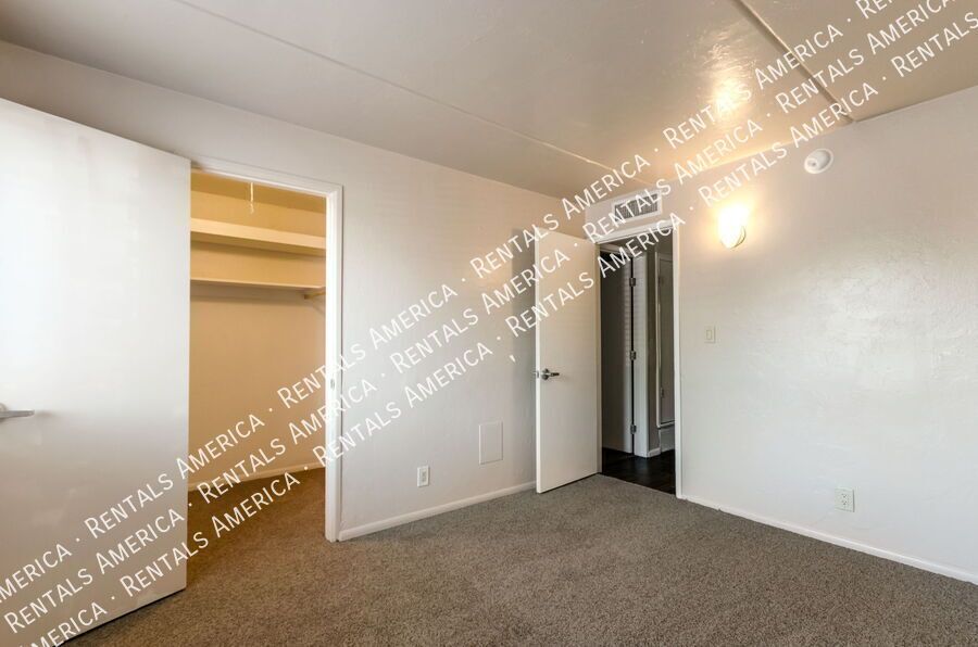 Remodeled 2 Bdrm by UofA! property image