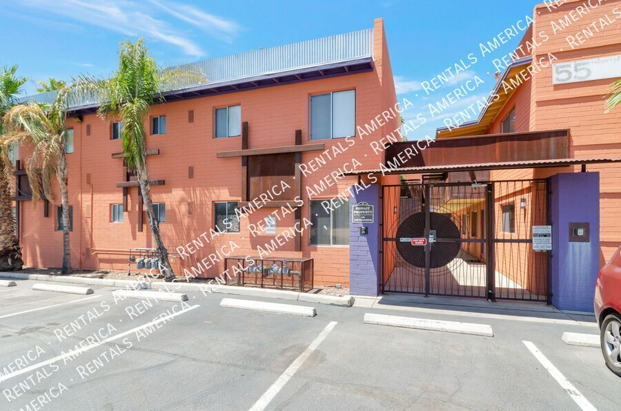 Remodeled 2 Bdrm by UofA! property image