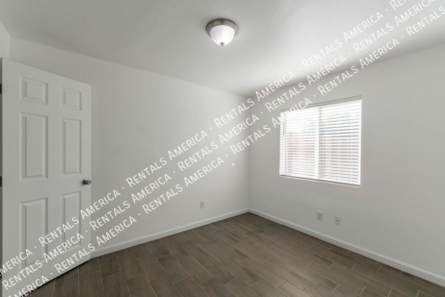 $500 off M/I for this Beautiful Renovated 3bdrm 2 bath! property image