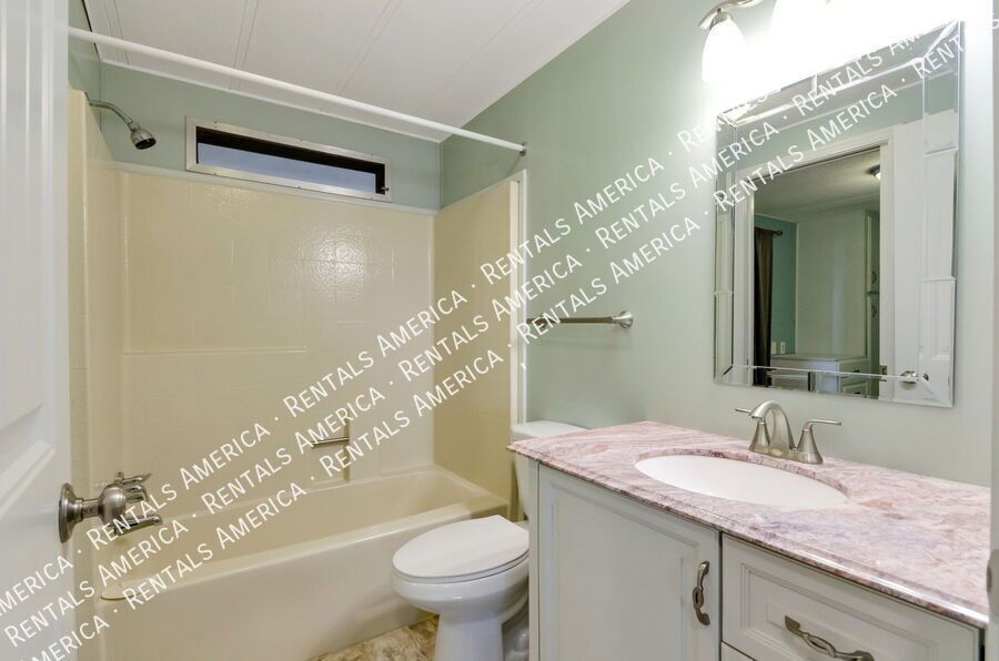 Charming 2BR/2BA in Oro Valley 55+ Community property image