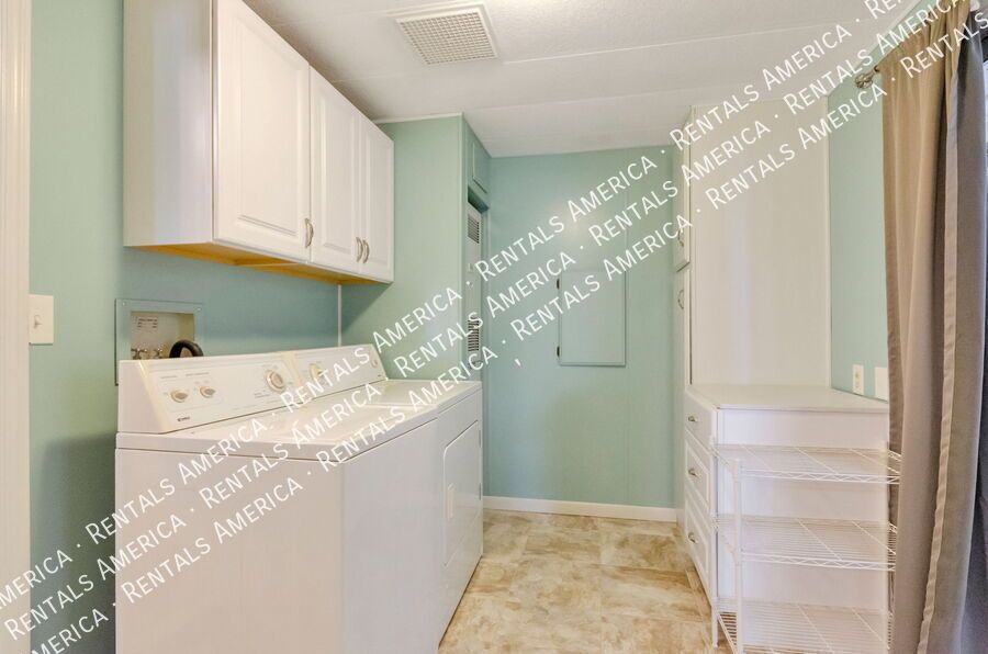 Charming 2BR/2BA in Oro Valley 55+ Community property image