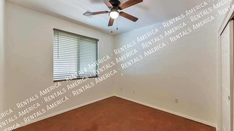 Home in Quarry Pines golf course, close to I-10 property image