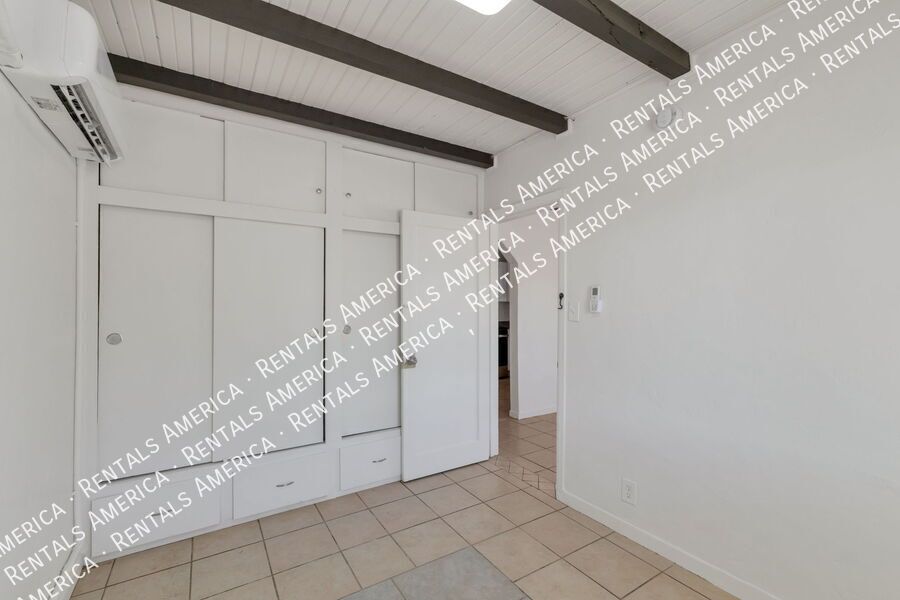 Charming 1 Bed / 1 Bath in Central Tucson property image