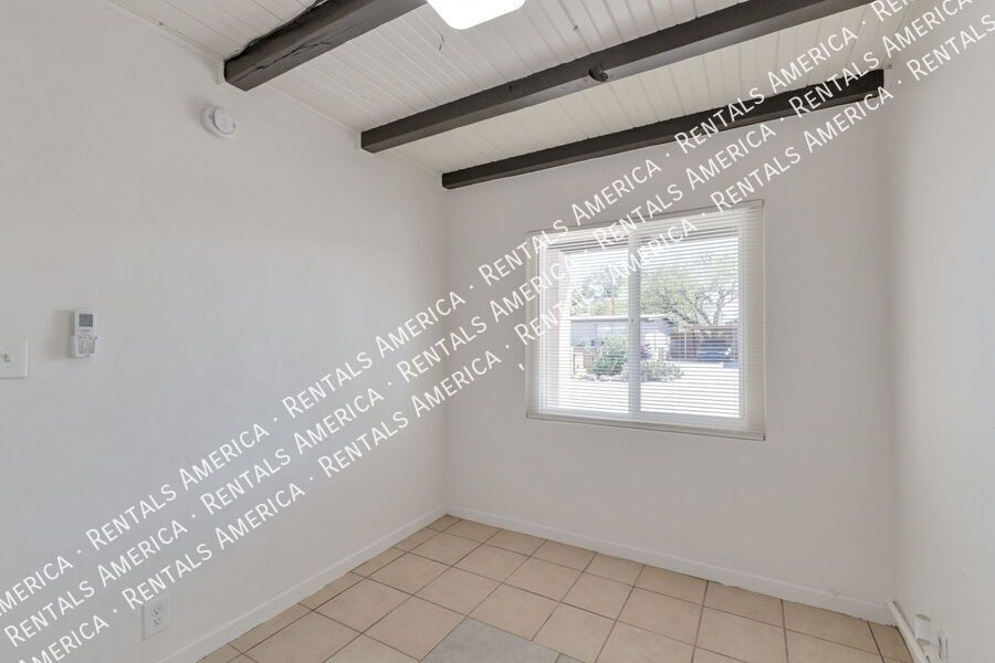 Charming 1 Bed / 1 Bath in Central Tucson property image