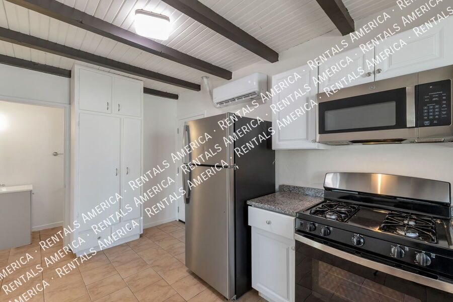 Charming 1 Bed / 1 Bath in Central Tucson property image