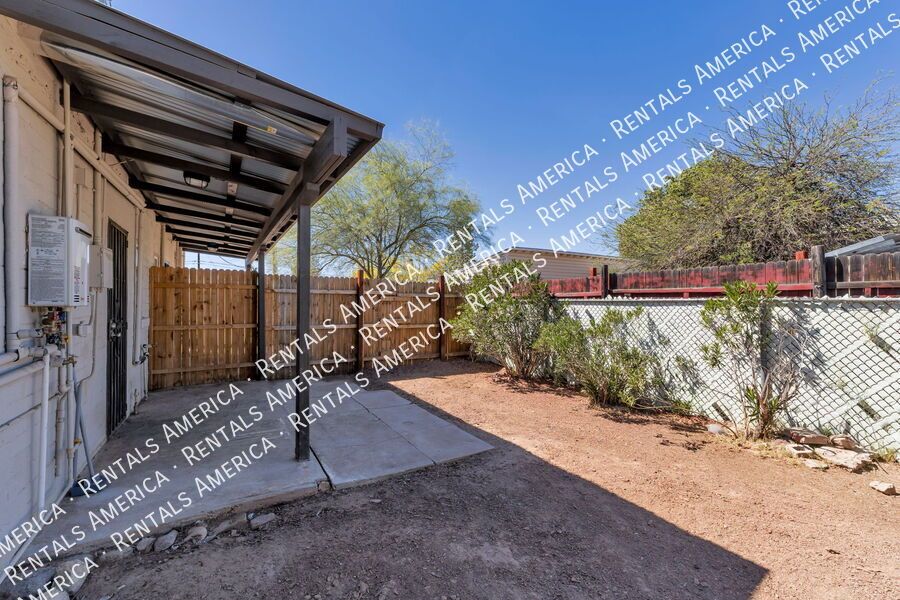 Charming 1 Bed / 1 Bath in Central Tucson property image