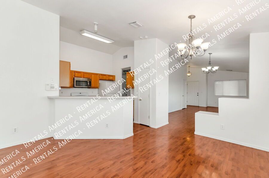 1st month Rent FREE. 4 Bedroom 2 Bath -Home on Corner Lot property image