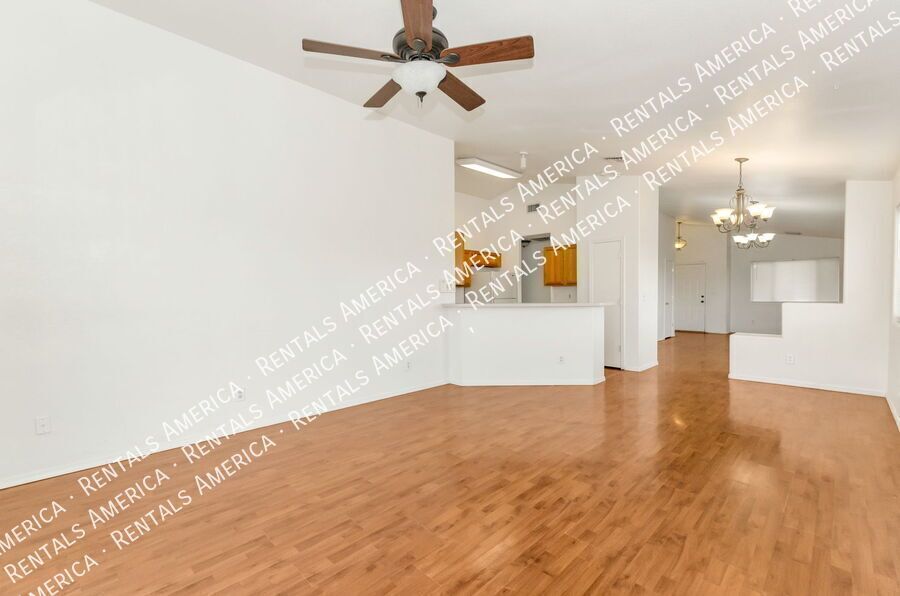 1st month Rent FREE. 4 Bedroom 2 Bath -Home on Corner Lot property image