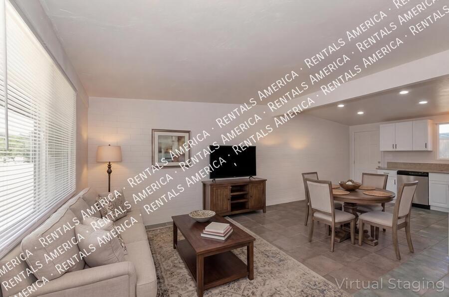 Remodeled 2BD/1BA Home Central Tucson with Washer/Dryer property image