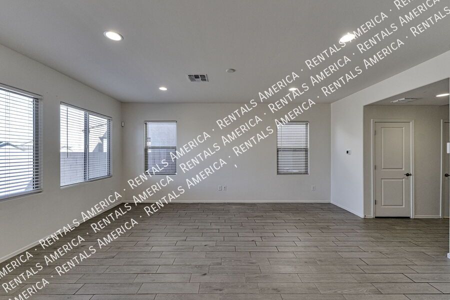 $500 Off May rent if M/I by April 4th property image