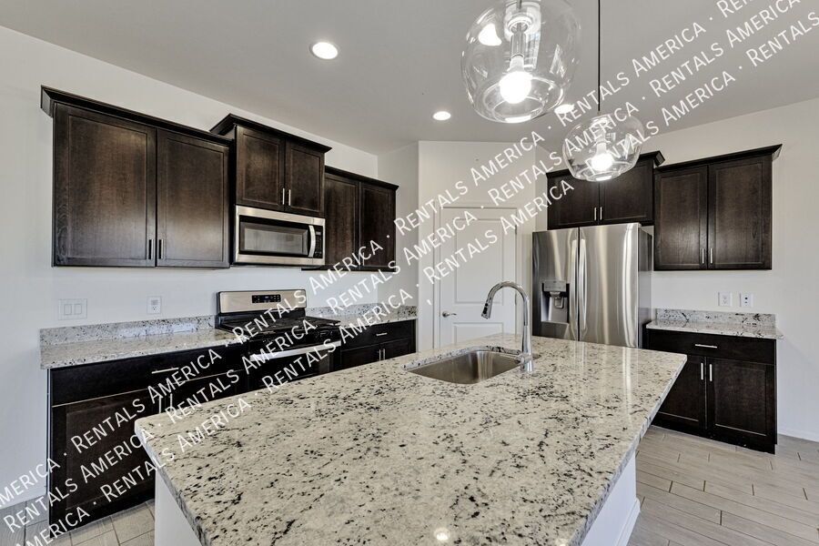 $500 Off May rent if M/I by April 4th property image