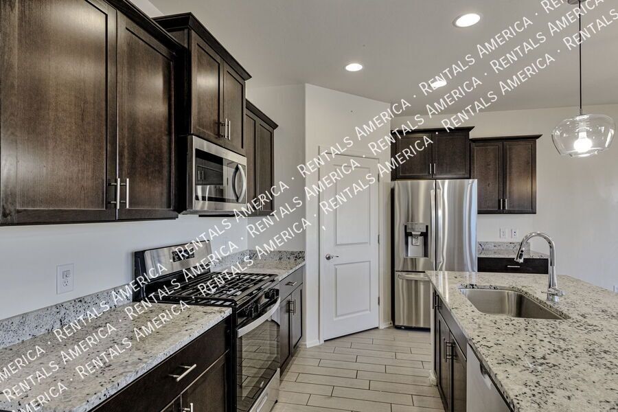 $500 Off May rent if M/I by April 4th property image