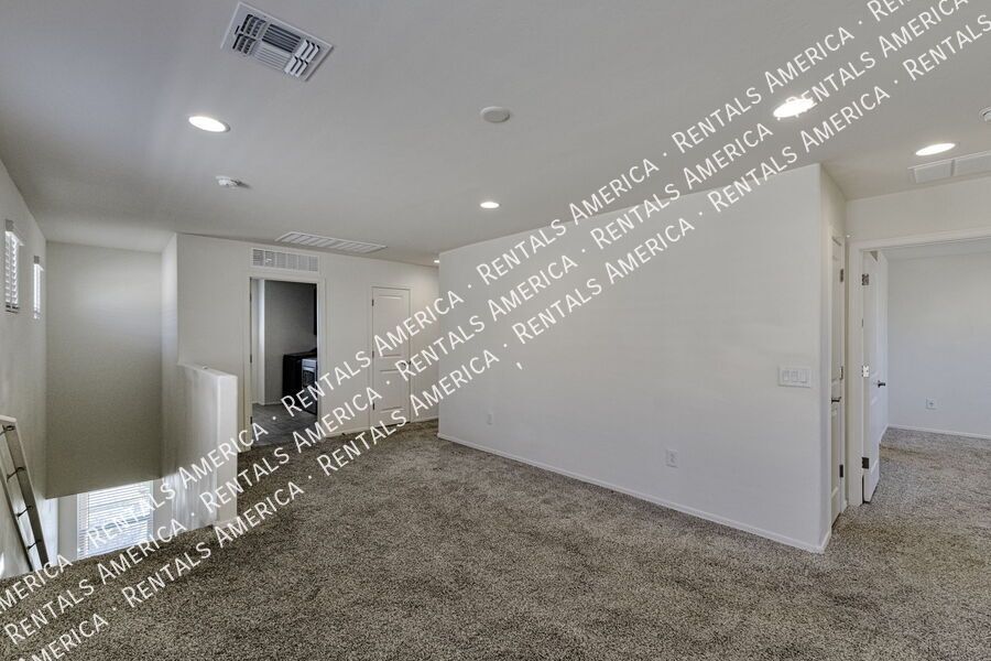 $500 Off May rent if M/I by April 4th property image