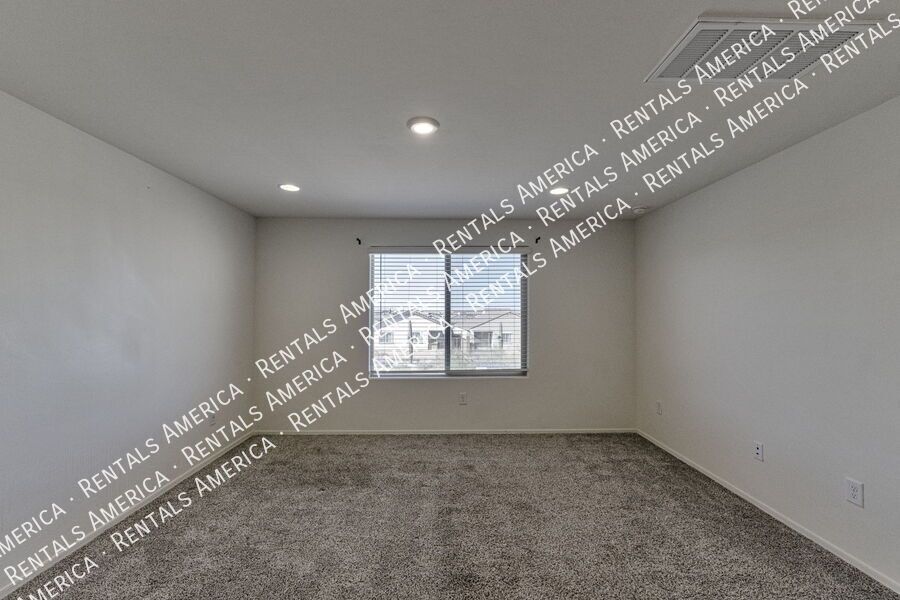 $500 Off May rent if M/I by April 4th property image