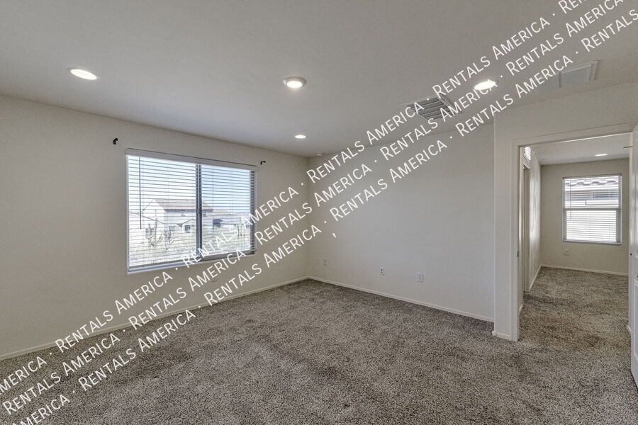 $500 Off May rent if M/I by April 4th property image